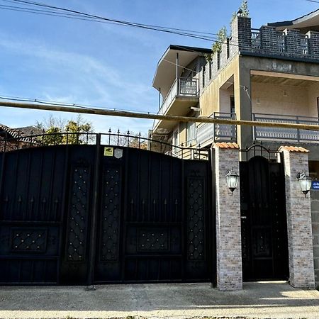 Verona Apartment Dushet'i Zewnętrze zdjęcie